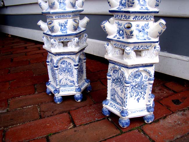 A Pair of Dutch Delft Chinoiserie style five tier tulip vases — image 2